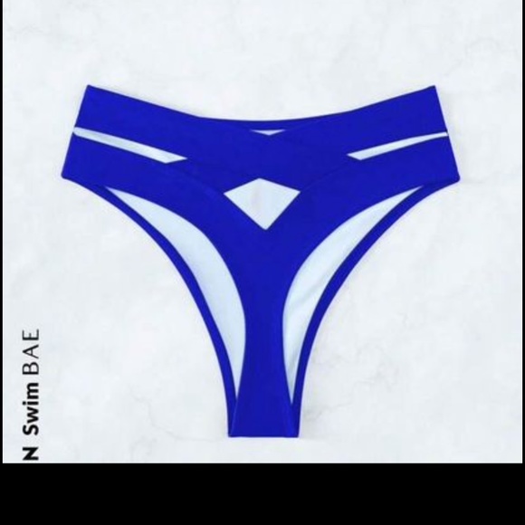 Bikini thong and full back push up bra set - Picture 2 of 4